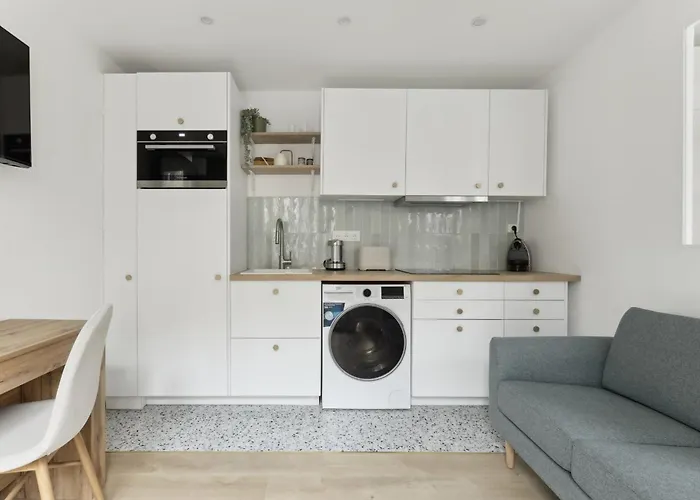 20 - Rue Sorbier Holiday home Paris